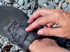 Lezlyan aka la_little_dancer_feet OnlyFans - VEINS POPPING