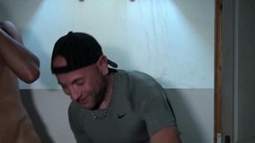 daddy xxl fucked bareback by straigth arab and creampied