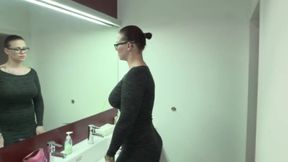 Lana Cums Hot Extreme