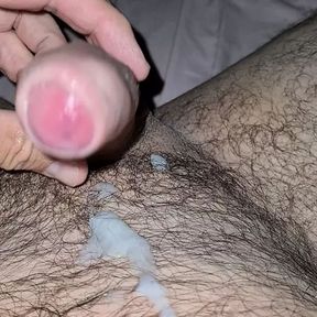 Quick night wank, yummy cummy and jizzy