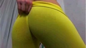 Sizzling hot Spanish blondie poses on webcam exposing her curves