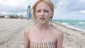 ”Sexy Crazy Mess - Beach Pickup - Kate Bloom”