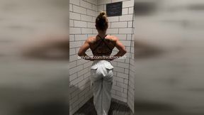 PUSSY FLASH - TEEN'S YOGA ROUTINE GOES WRONG
