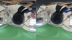 3DVR180 ANNA LILI YANYAN hip C4sgiantess 26