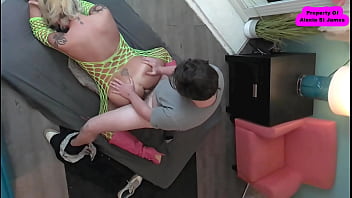 HAIRY COLLEGE GUY FUCKS ME WITH HIS BWC