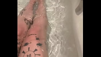 Quiero que me chupen los pies como si no hubiese ma&ntilde_ana