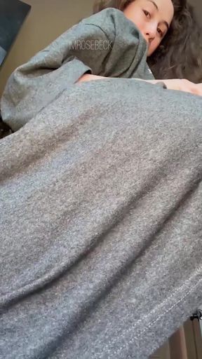 Curvy amateur with a nice ass takes on an asshole