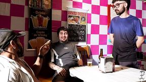 pocket - cliente do bar fodem ate amanhecer! boteco profanus episodio 4: fechando a conta