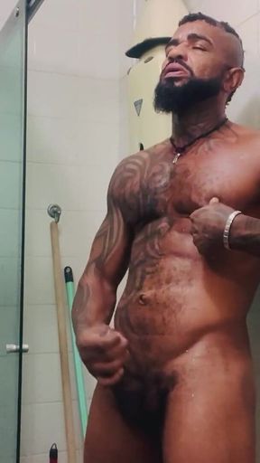 Felipe Nuru - Cumming in the Bathroom
