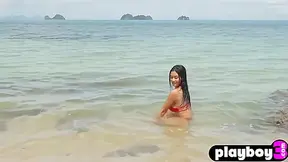 Big Tits Asian Teen 18+ Kahlisa Enjoys Beach Posing And Babe Showed Hot Body