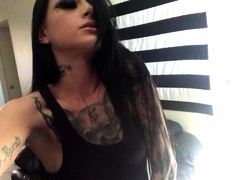 Brunette Solo Webcam Masturbation