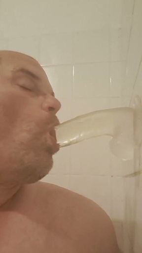 Sucking Round in the Bathroom
