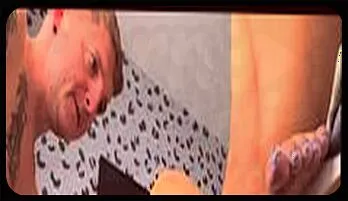 Amateur Momma’s Shaved Pussy Worship – Raw & Intense uncensored video