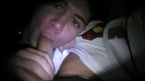 ptit latino me suce dans les rues de pariscest bon de se fait sucer dans les ...