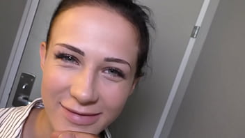 Nicole Love Gave An Amazing HandJob