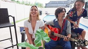 Cucking The Neighborhood - Gypsy Rose & Mike Skywalker