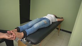 Our new model Shy Sin discovers the tickle treatment (remastered)