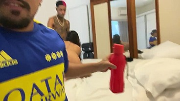 - PUTARIA ENTRE AMIGOS com essa gostosa