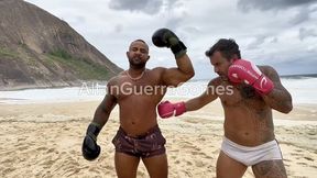 #121. Socos na barriga homem de 110 kg contra homem de 83 kilos com muitos socos de luva de boxe e sem luvas pancadas na barriga