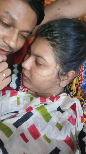 Famous Bangladeshi Girl Shirin night vlog sexy video