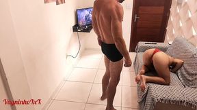 ela queria ir para academia mas chovia e assim a malhacao foi no cuzinho da minha querida nora gozei dentro de novo. vagninho e vivi capetinha