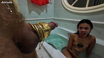 Old man dick is covered by gold but he pushing his stinky asshole on girls face and it&#039_s far from gold but pure sh***