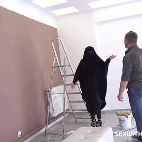 Muslim girl shags with lazy painter