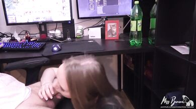 Swedish girlfriend deepthroats her man during DOTA2 gaming session cum shots all over screen