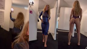 puis direction un grand sexshop sur pigalle pour essayer differentes tenues ...