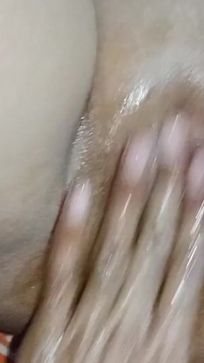 Pooja bhabhi ki Hard fisting and fingering   Clip 1
