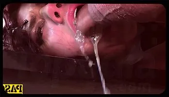 Effie Diaz Hardcore Throatfuck & Cum Swallow in Kitchen 2026