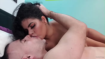 KISSING HOMEMADE SEX UNTIL GET MY PUSSY CREAMPIED