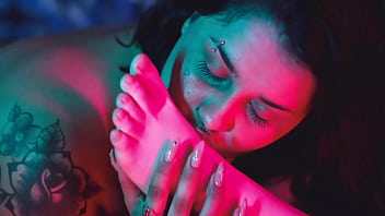 Foot Sluts Hungry For Feet!