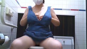 Married Woman Masturbating in the Bathroom
