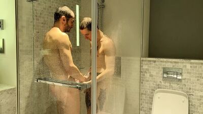 Ben Huller and his neighbor are fuckin hard inside the tub