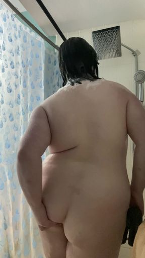 Thrilling moment from &quot;shower with the chubby goth!&quot;