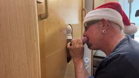 ”Big Latina Load At The Gloryhole”