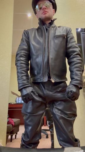 Leather Cop Kinkysirius in Full Leather Staged a Leather Striptease