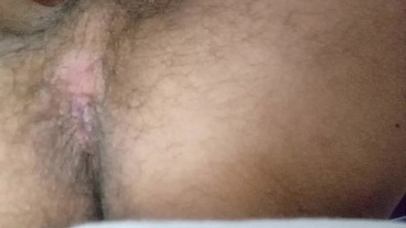Me estaba tocando y tocando y no aguante delicioso orgasmo