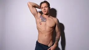 Juciy boy Jayden Marcos shows the way he orgasms usually