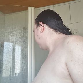 Who wants to shower with me???