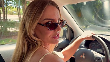 Crazy blonde MILF driver picks me up and inhales my balls in the car