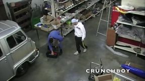 116 JESS fucked by straight worker un garage