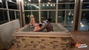 Sexy blonde Ellie Smoke is sucking two cocks in the bathtub