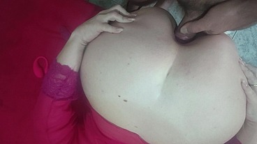 I found my sister-in-law having fun alone, she couldn't take it and offered up her ass