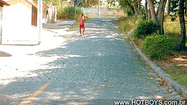 Dei pro vassoureiro pirocudo da minha rua