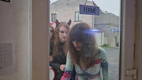 5 Lesbians have an orgy for Halloween in a bar and play with sex toys in cosplay