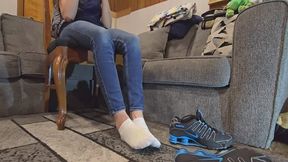 Nike shox and sock tease