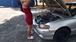 Scratching my feet when I was cleaning my car (3)