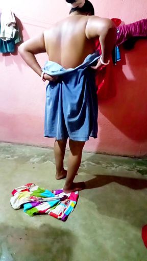 Saree Dropping After Bath Sfw